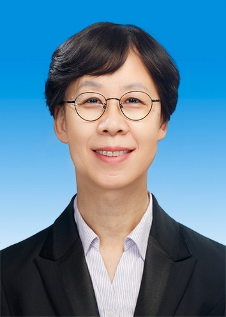 董雷.jpg